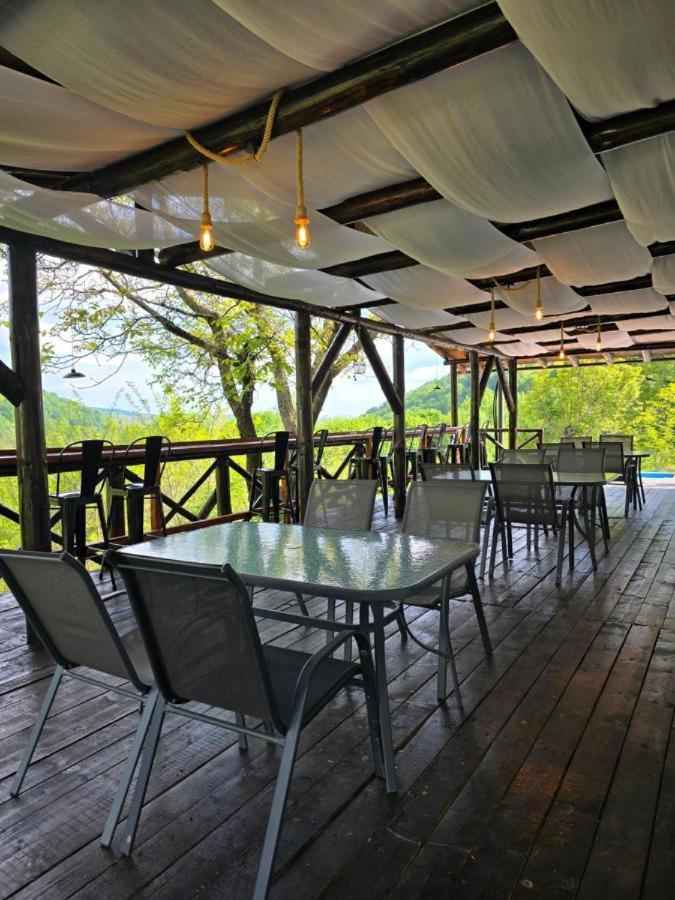 Hotel Sunrise Glamping Retreat Galesu Esterno foto